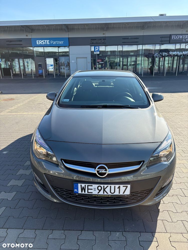 Opel Astra - 1