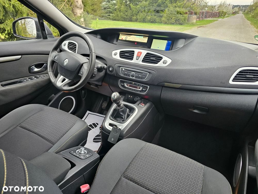 Renault Scenic 1.6 16V 110 TomTom Edition - 12