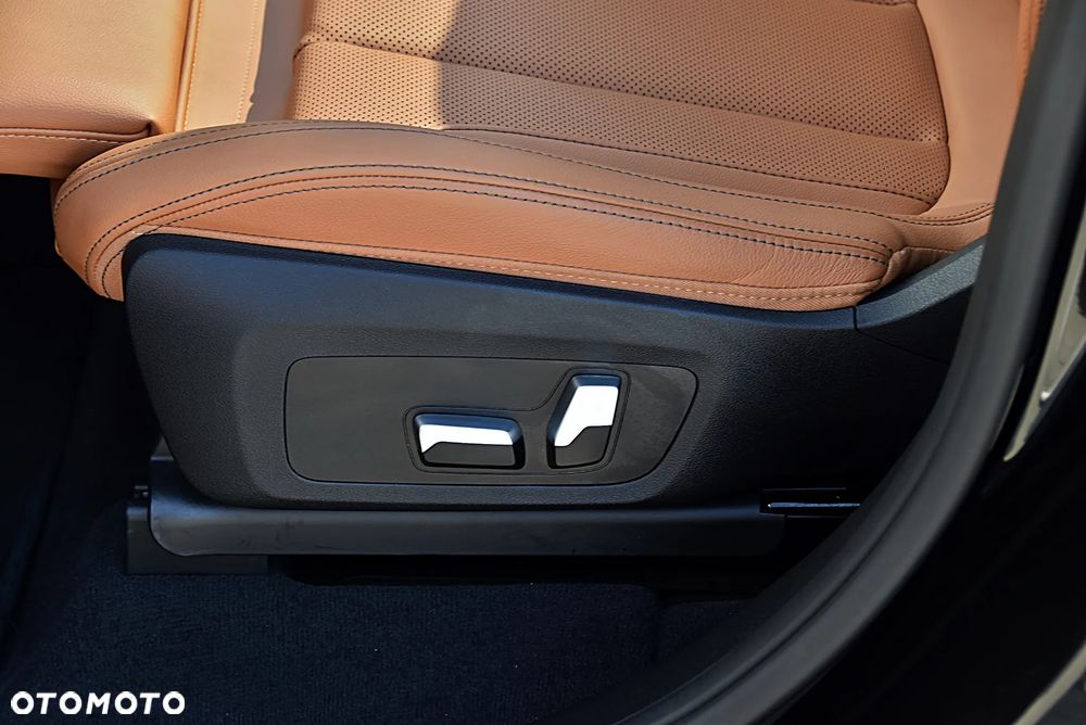 BMW X3 xDrive20i - 33