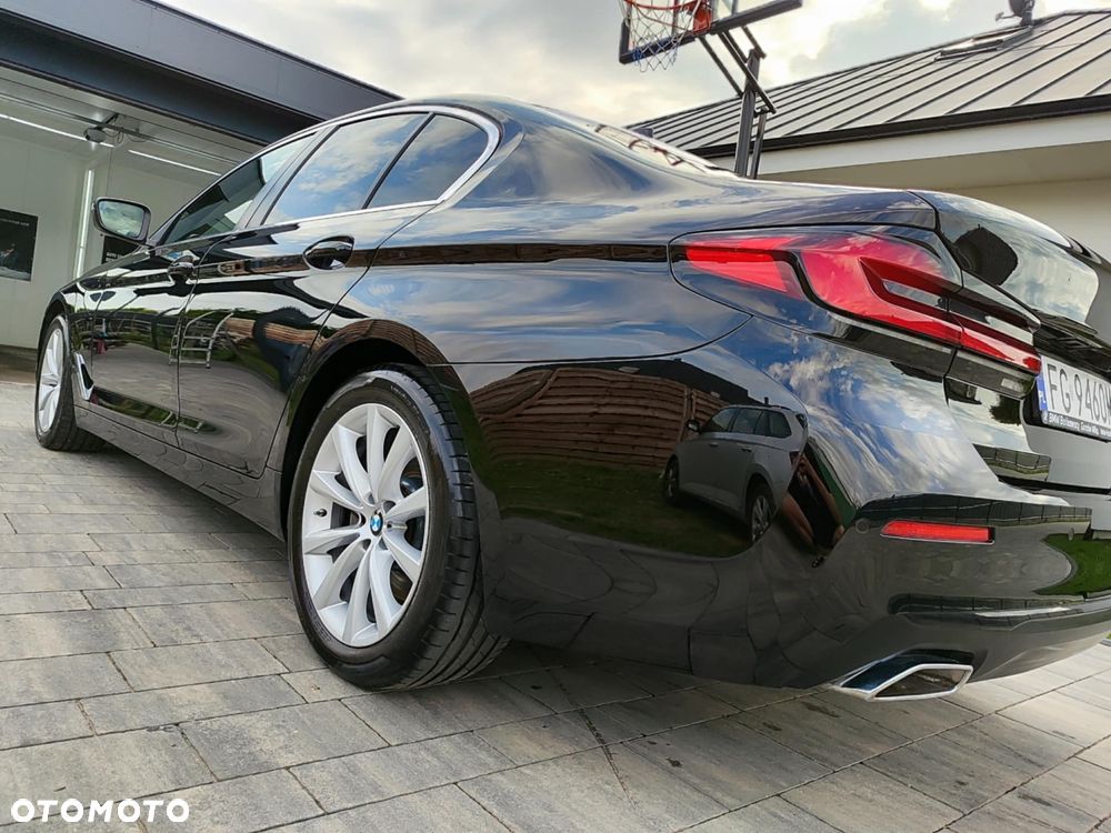 BMW Seria 5 518d Business Edition - 17