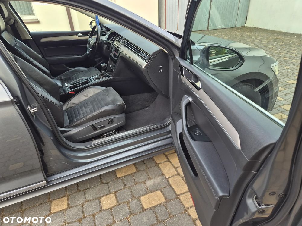 Volkswagen Passat 2.0 TDI SCR (BlueMotion Technology) DSG Highline - 15