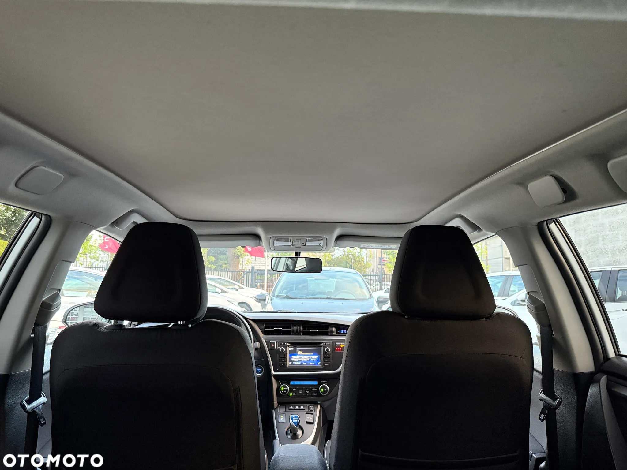 Toyota Auris 1.8 HSD Luna - 22