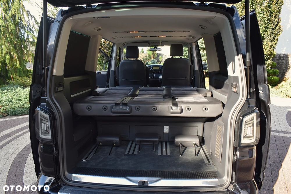 Volkswagen Multivan - 16