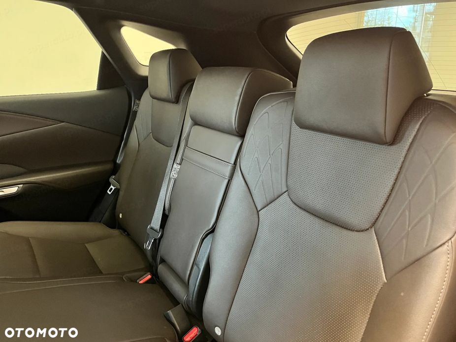 Lexus RX - 11