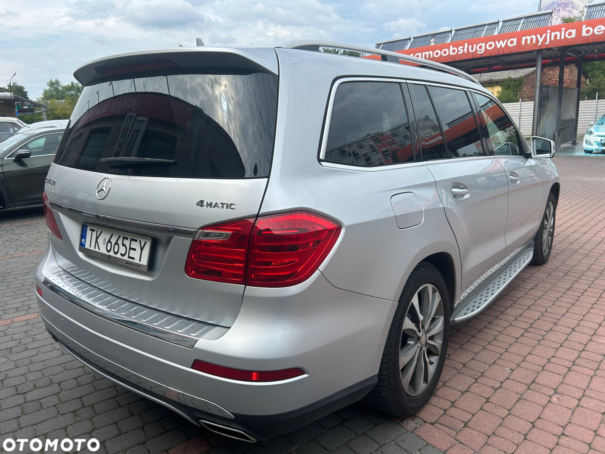 Mercedes-Benz GL 400 4Matic 7G-TRONIC - 5