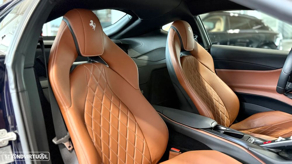 Ferrari 812 Superfast 6.5 V12 - 19