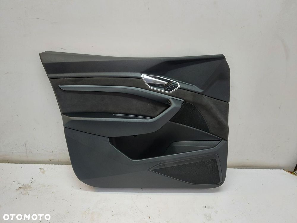 Audi Q8 E-TRON SUV 4KE  boczek tapicerka drzwi lewa lewy przód - 1