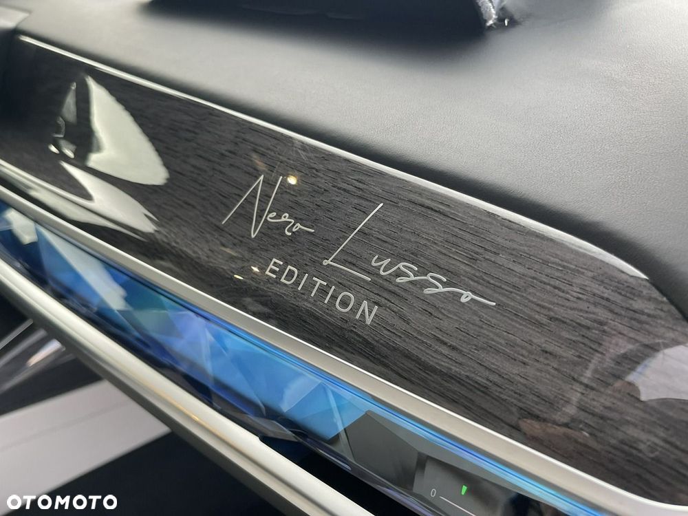 BMW Seria 7 740d xDrive mHEV Nero Lusso Edition sport - 7