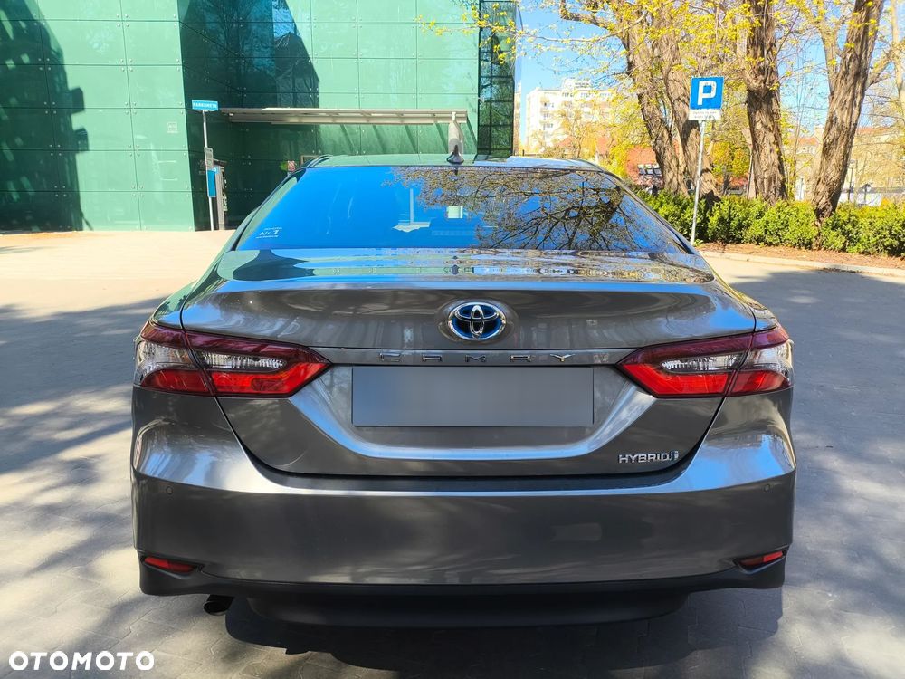 Toyota Camry 2.5 Hybrid Executive CVT - 9