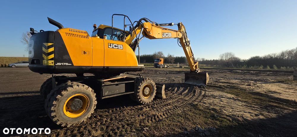 JCB JS 175W+ - 15