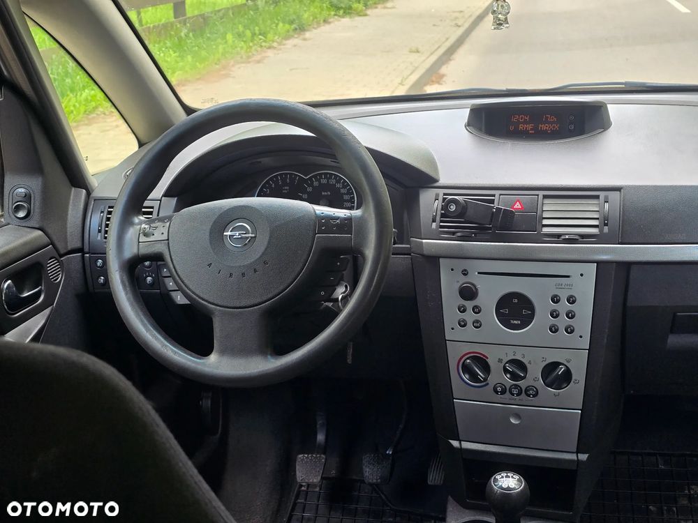 Opel Meriva 1.6 16V Cosmo - 27