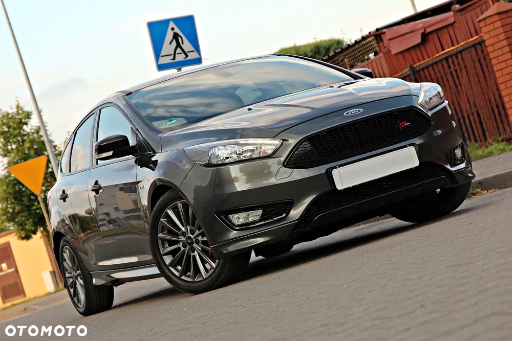 Ford Focus 1.0 EcoBoost Start-Stopp-System ST-LINE X - 10