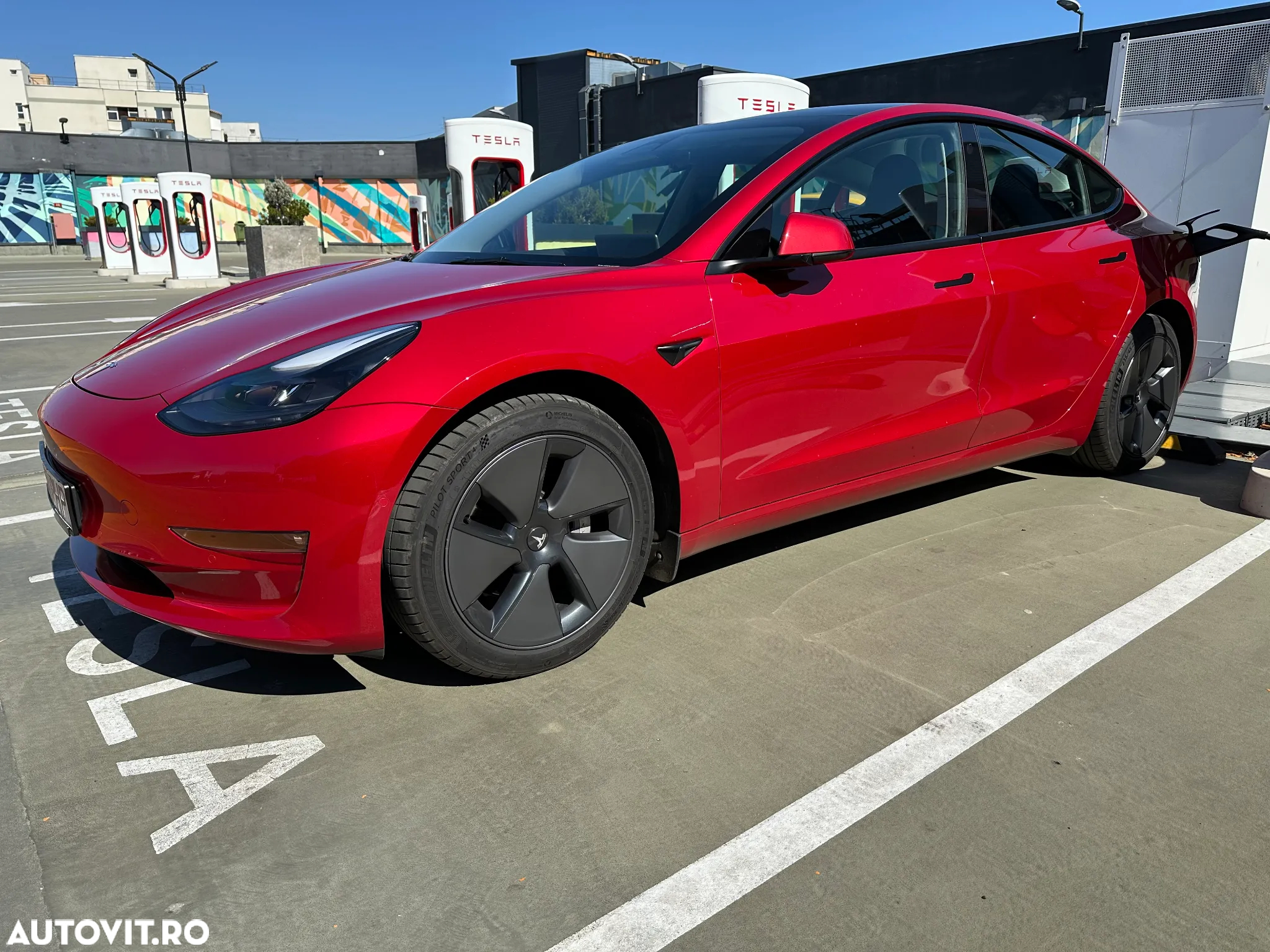 Tesla Model 3 Long Range - 3