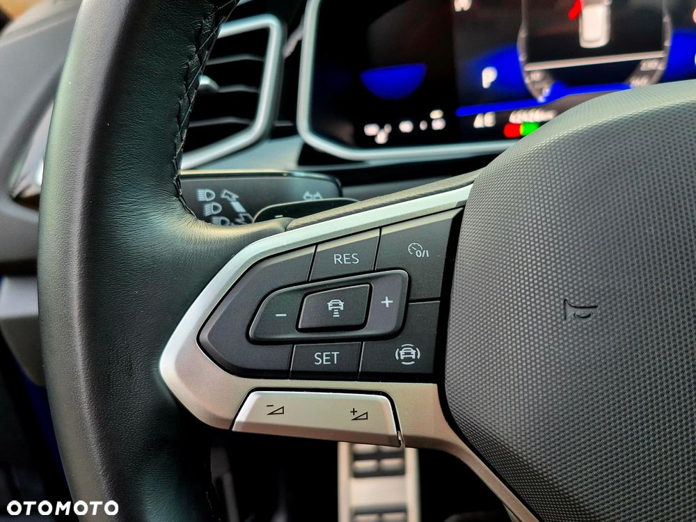 Volkswagen T-Roc 2.0 TDI SCR DSG R-Line - 21