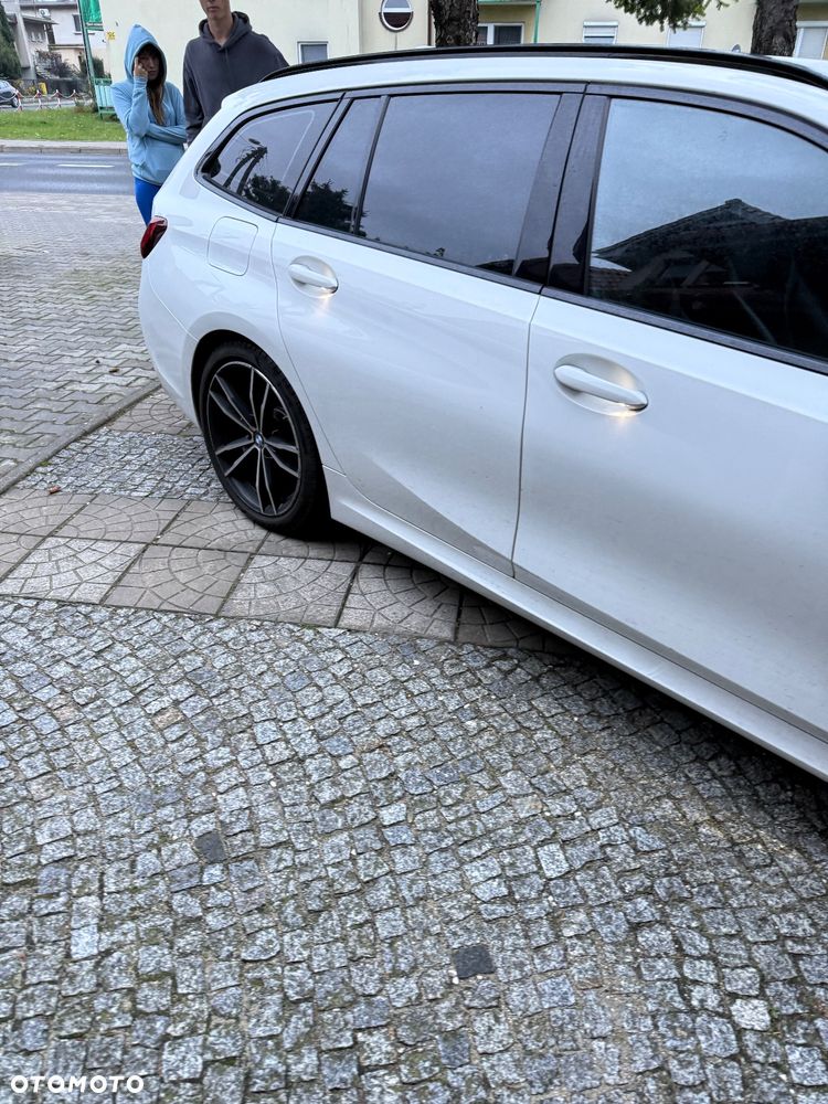 BMW Seria 3 318i M Sport sport - 35