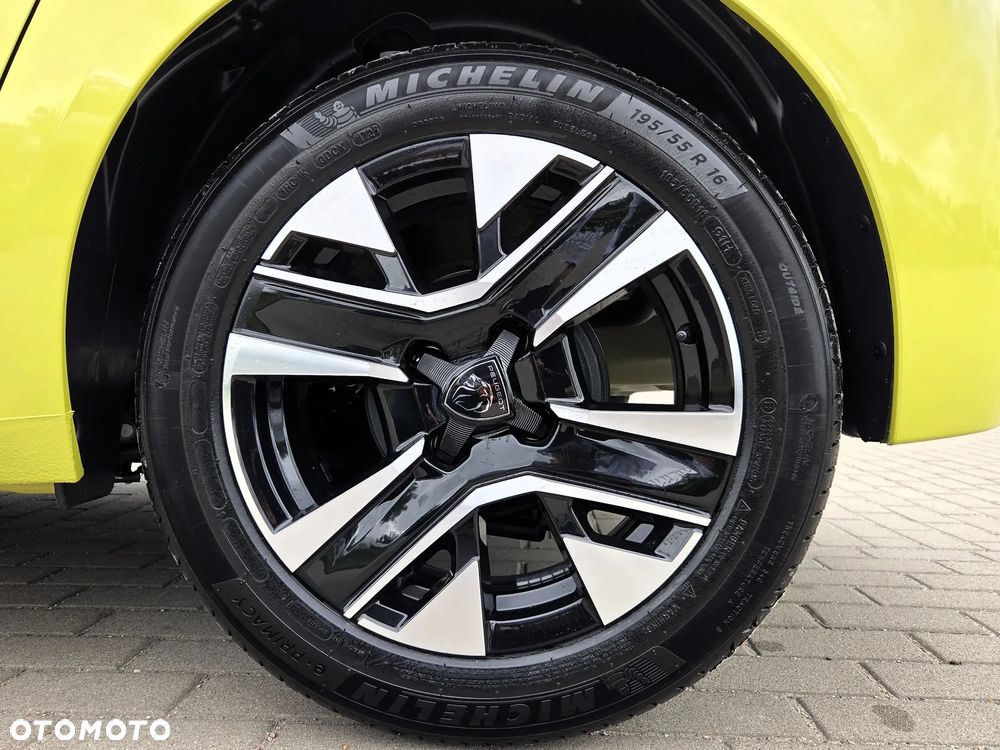 Peugeot 208 1.2 T Edition S&S - 9
