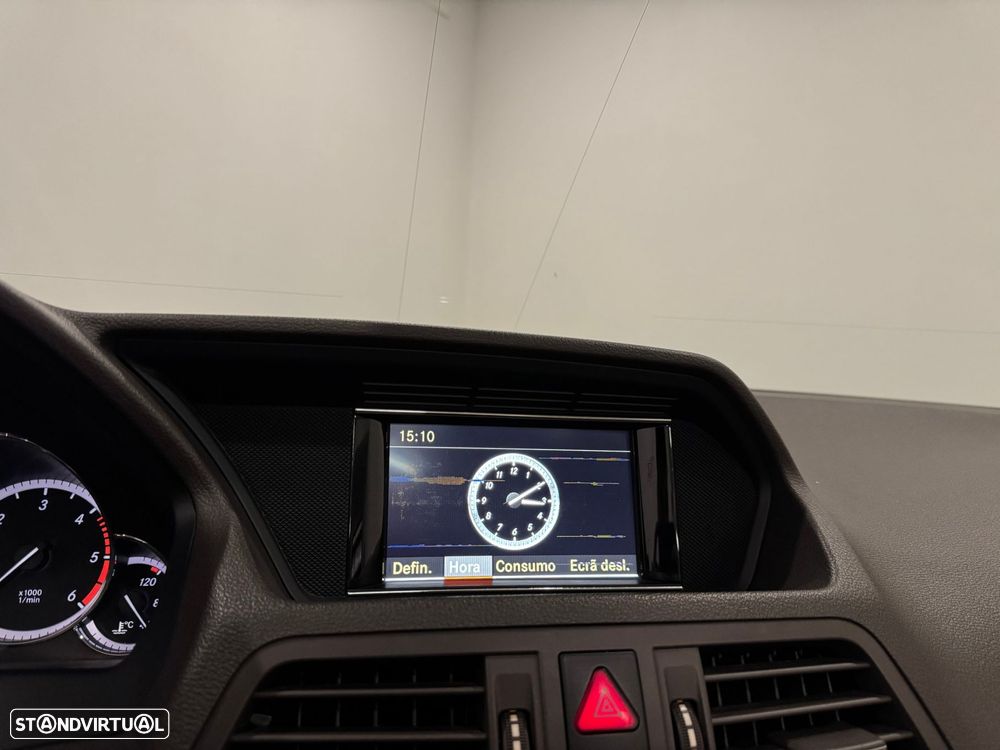 Mercedes-Benz E 220 CDi Avantgarde BlueEfficiency - 39