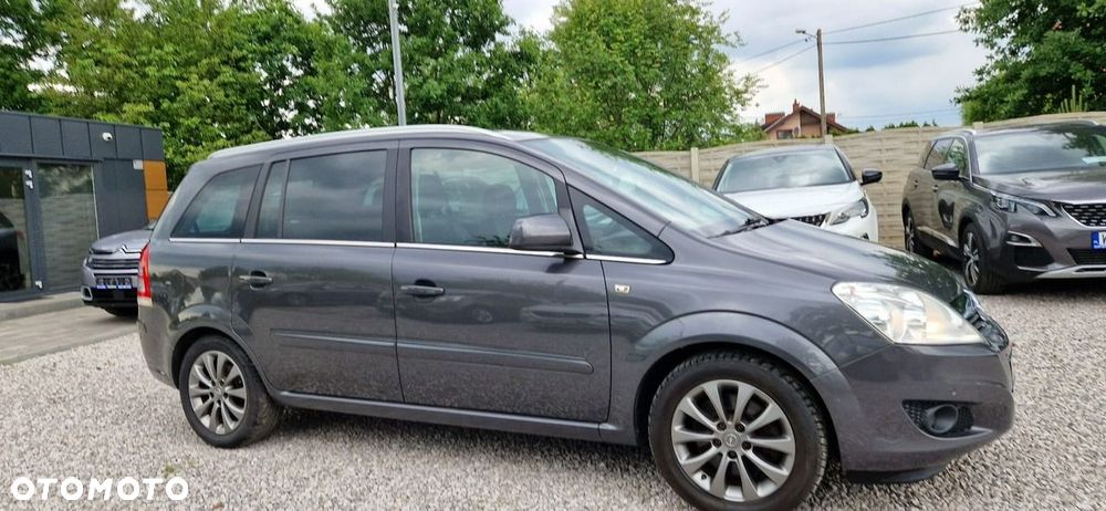 Opel Zafira - 14