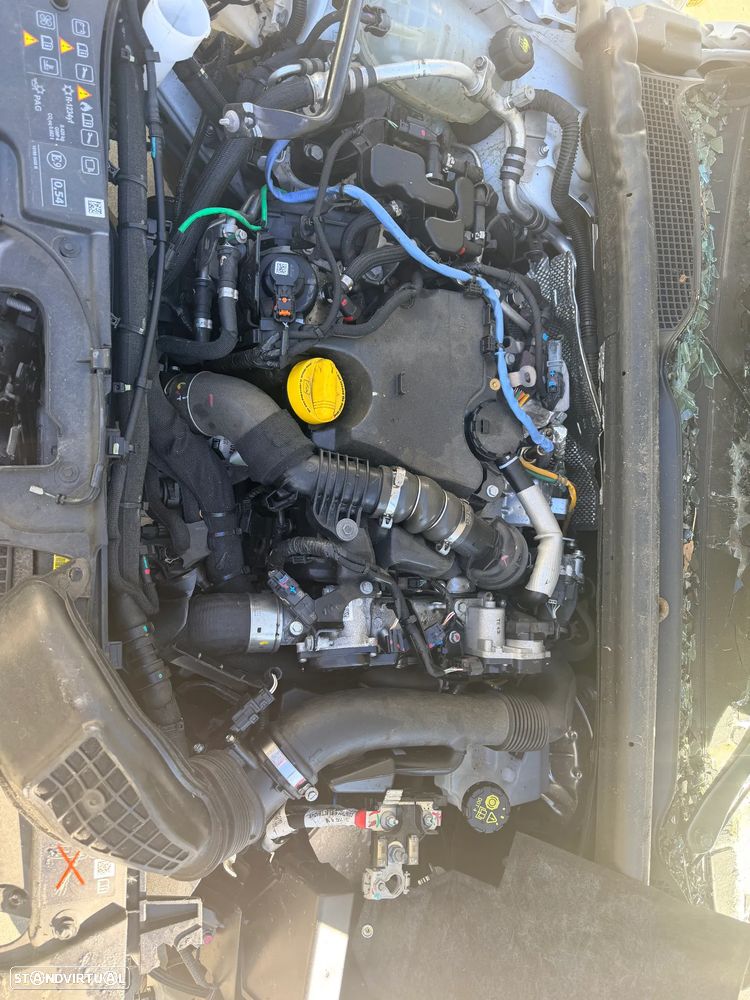 RENAULT CLIO V 1.5 DCI DE 2025 EM FIM DE VIDA (CENTRO DE ABATE) - 4