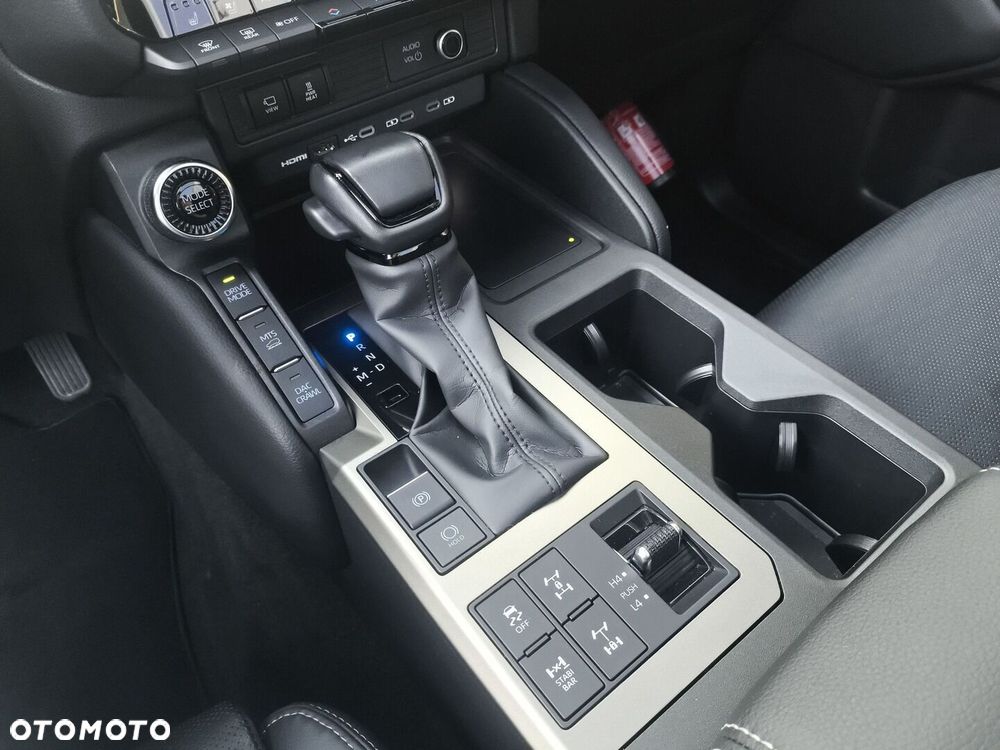 Toyota Land Cruiser LC 2.8 D-4D Executive - 24