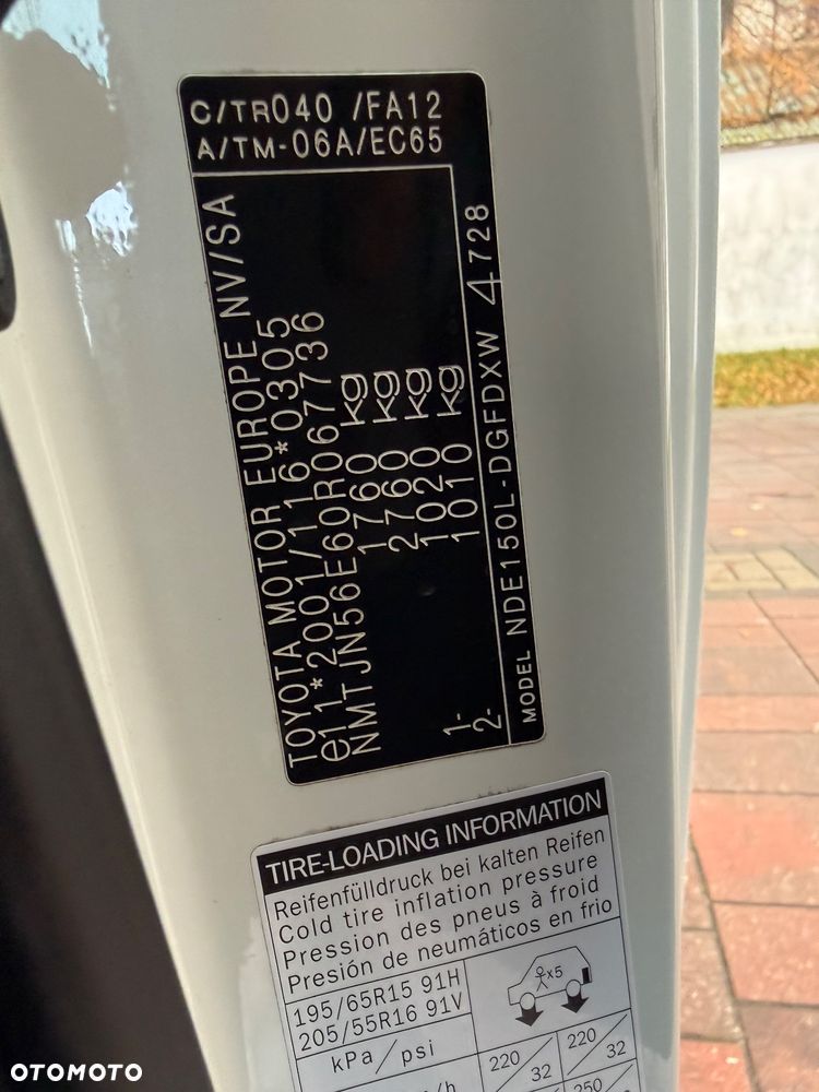 Toyota Auris 1.4 D-4D Edition - 13