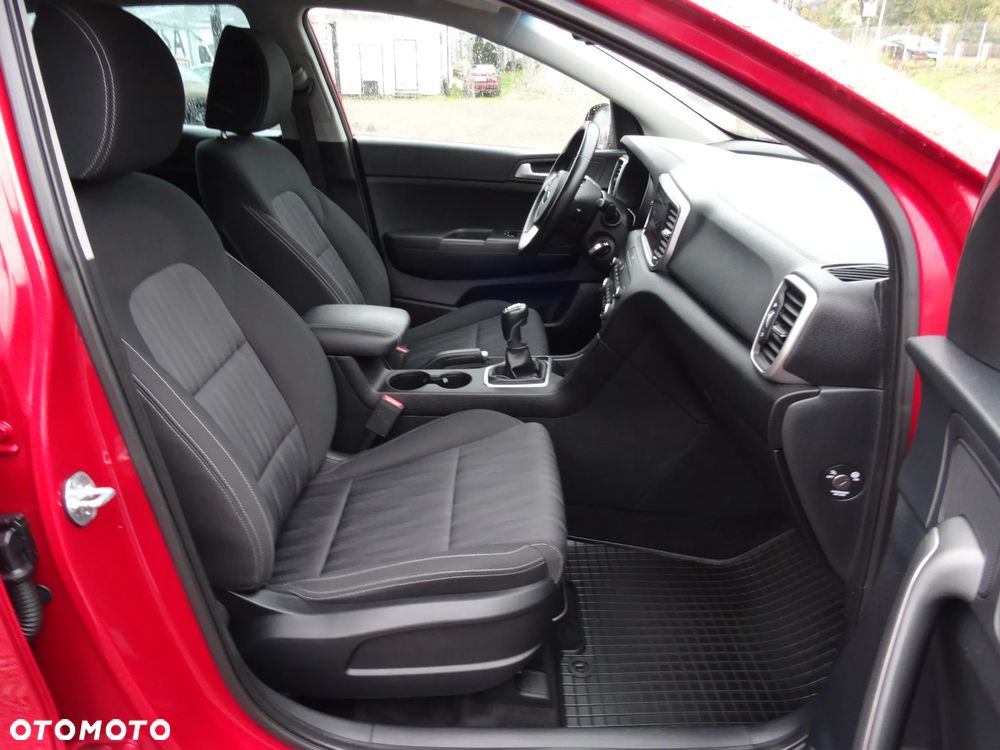Kia Sportage 1.6 GDI 2WD VISION - 32