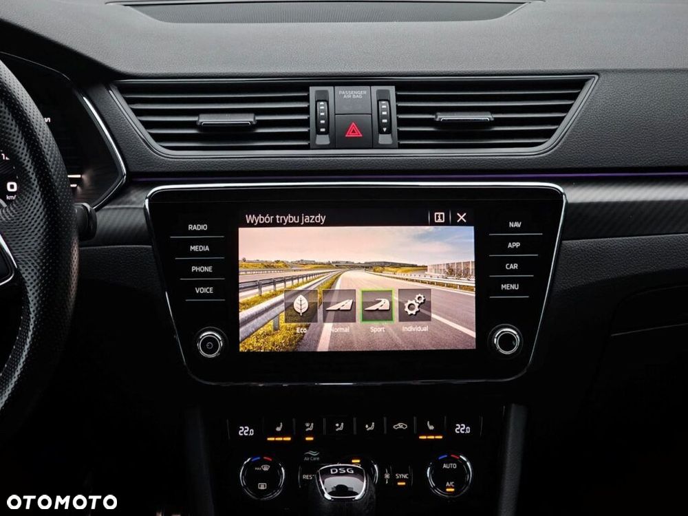 Skoda Superb 2.0 TSI Sportline DSG - 17