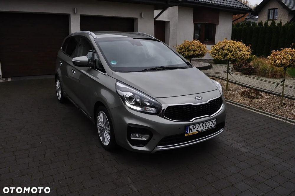 Kia Carens 1.7 CRDi 141 ISG Vision - 1