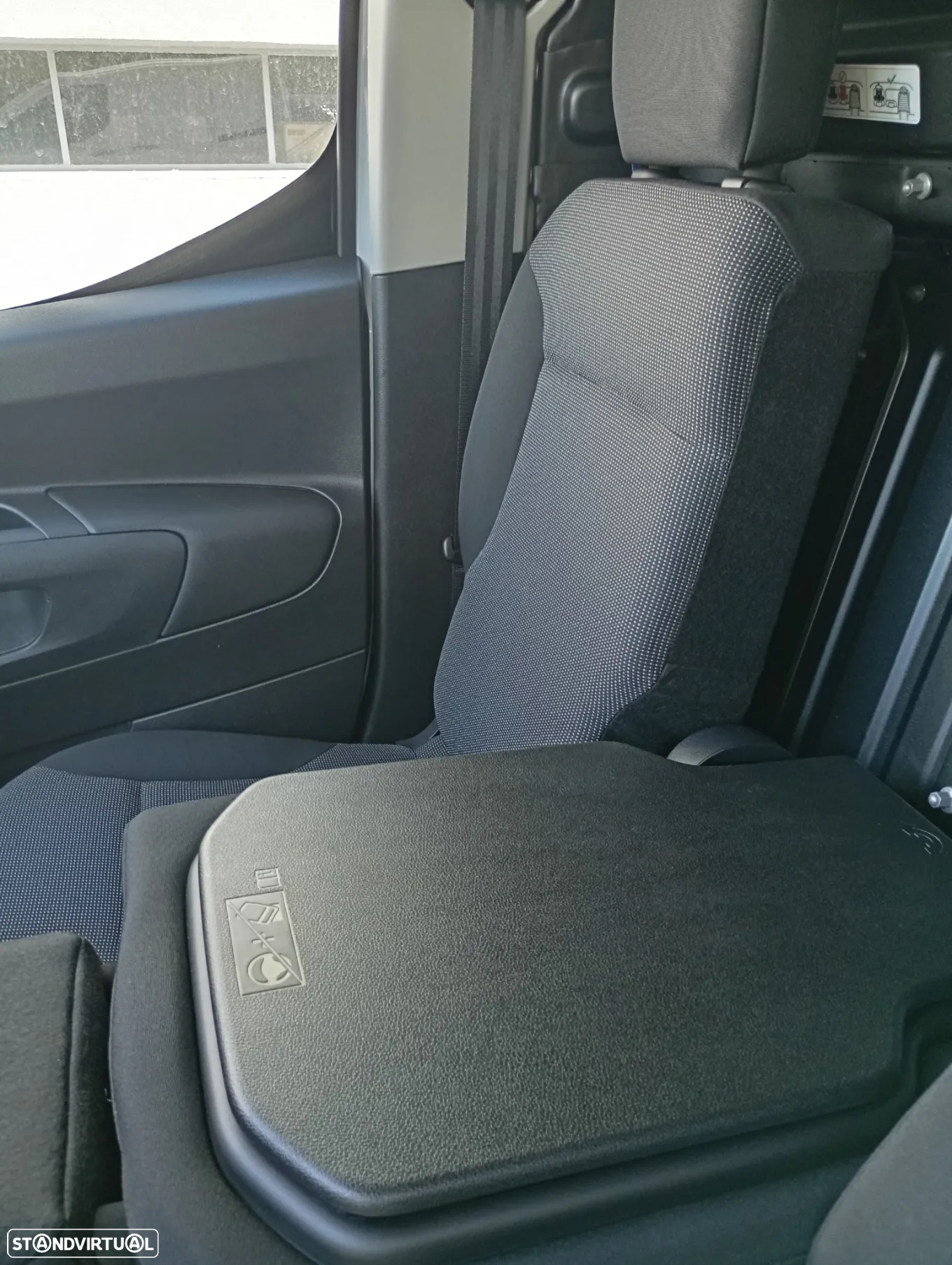 Opel Combo E L1H1 - 8