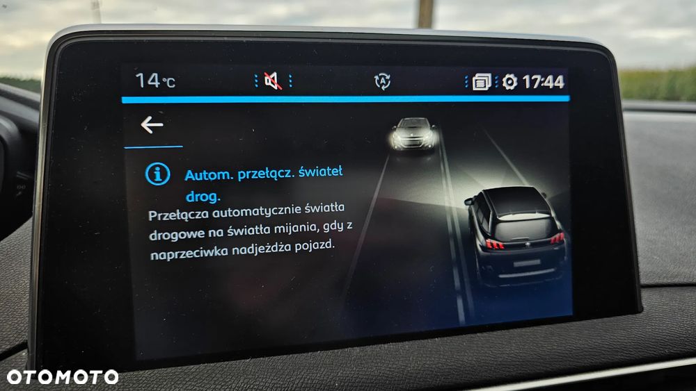 Peugeot 5008 BlueHDi 180 EAT8 GT Pack - 32