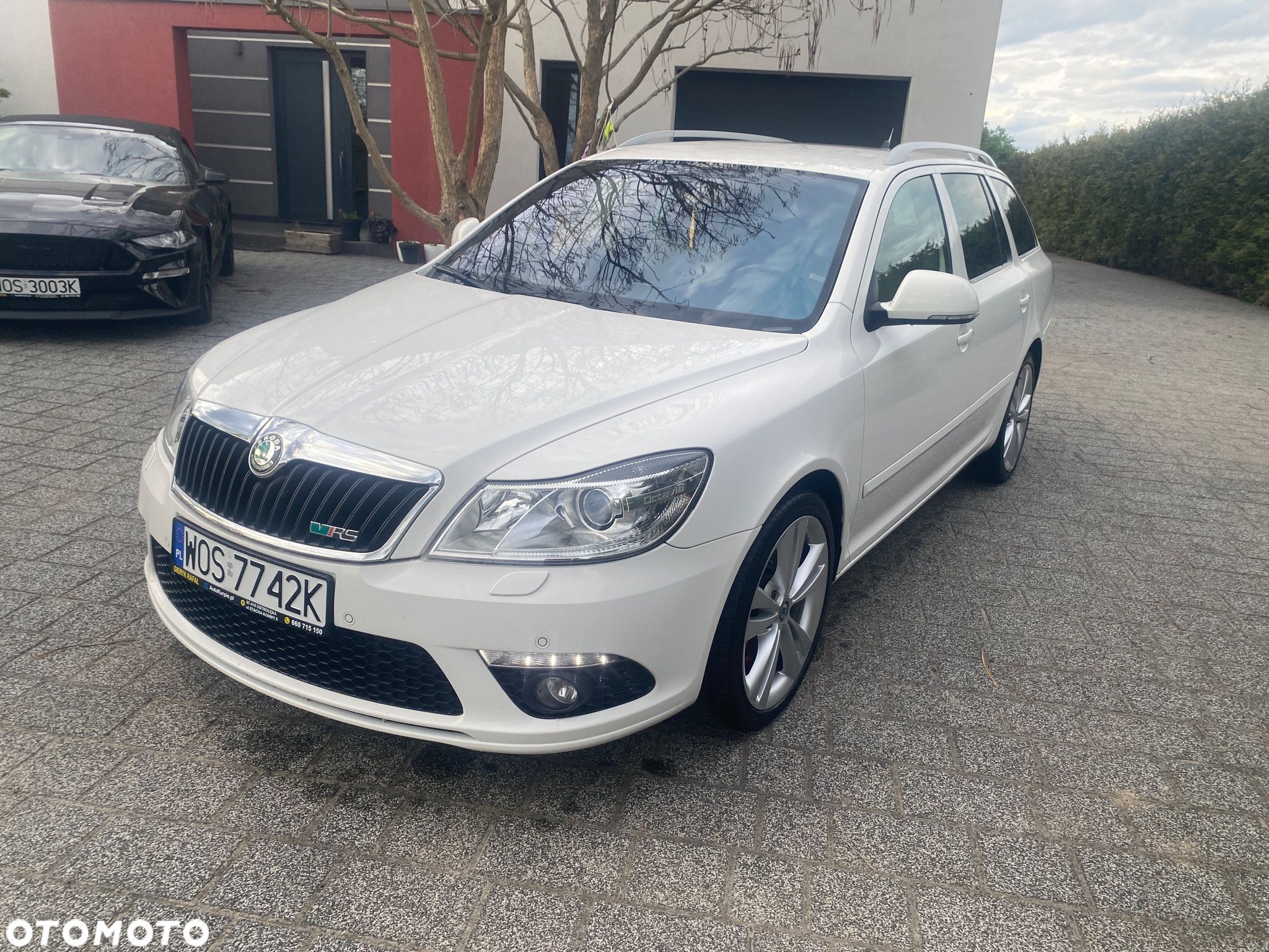 Skoda Octavia Combi 2.0 TDI DPF RS - 1