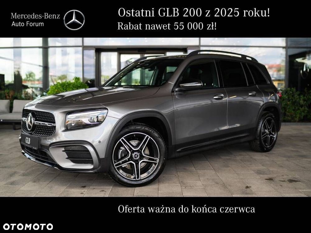 Mercedes-Benz GLB - 1