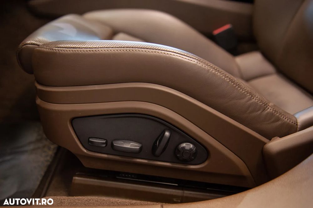 Porsche Panamera 4 E-Hybrid Executive - 14