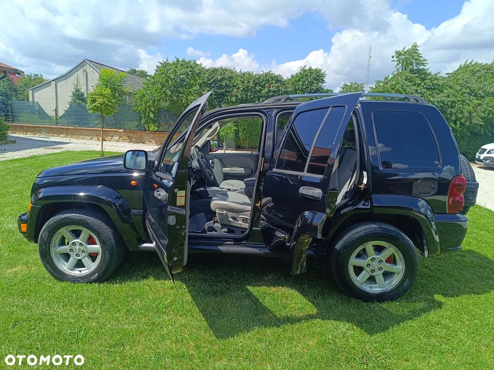 Jeep Cherokee 2.8 CRD Automatik Limited - 13