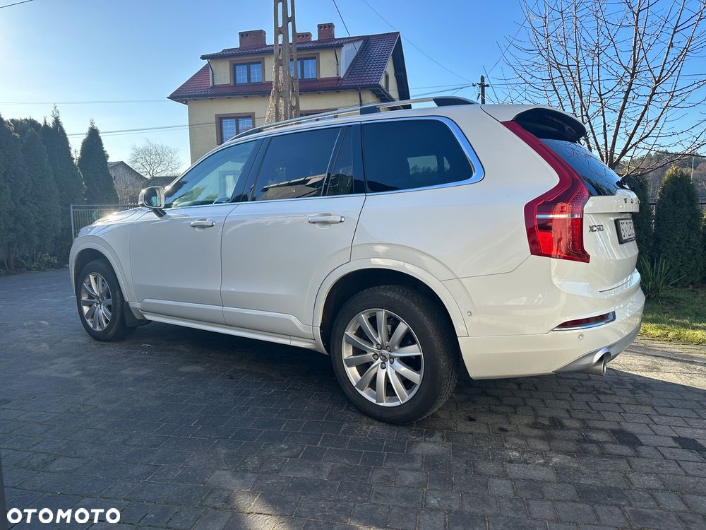 Volvo XC 90 D5 AWD Momentum - 9