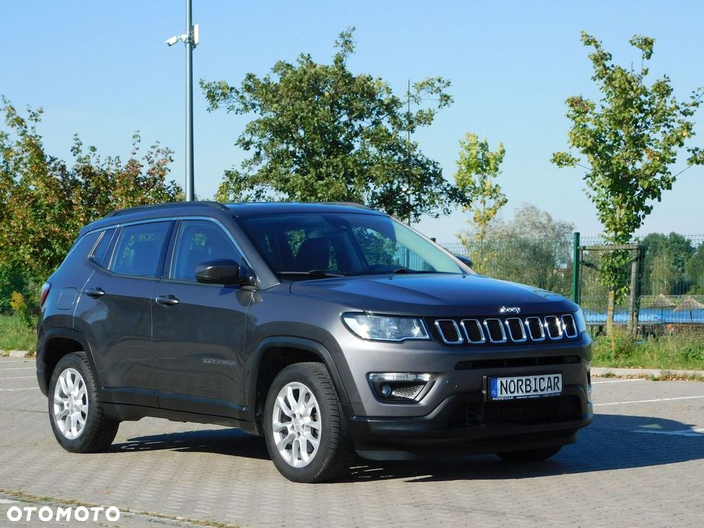 Jeep Compass - 22