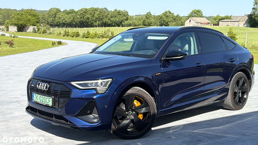 Audi Q8 Sportback e-tron 55 quattro S line - 36