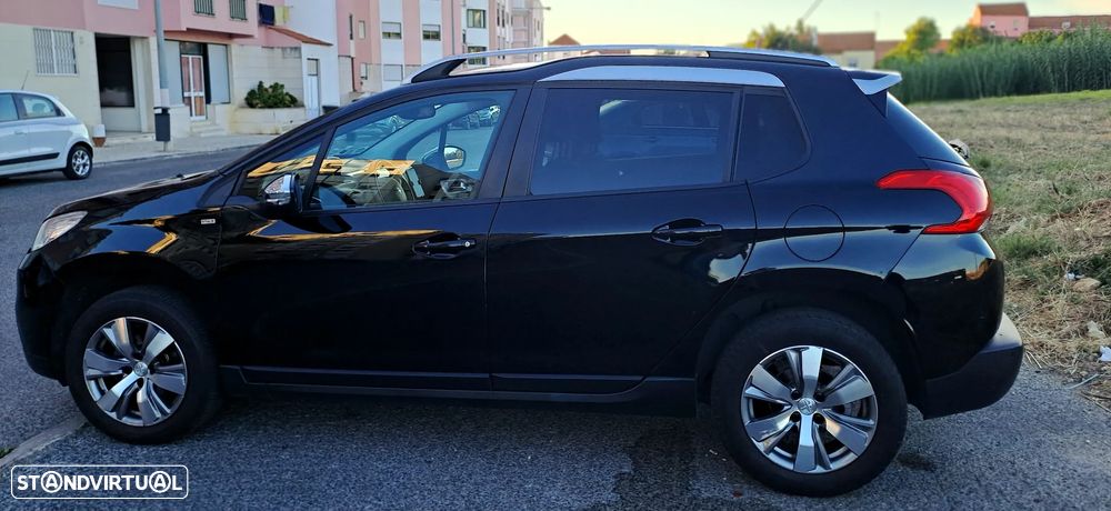 Peugeot 2008 1.2 PureTech Style - 2