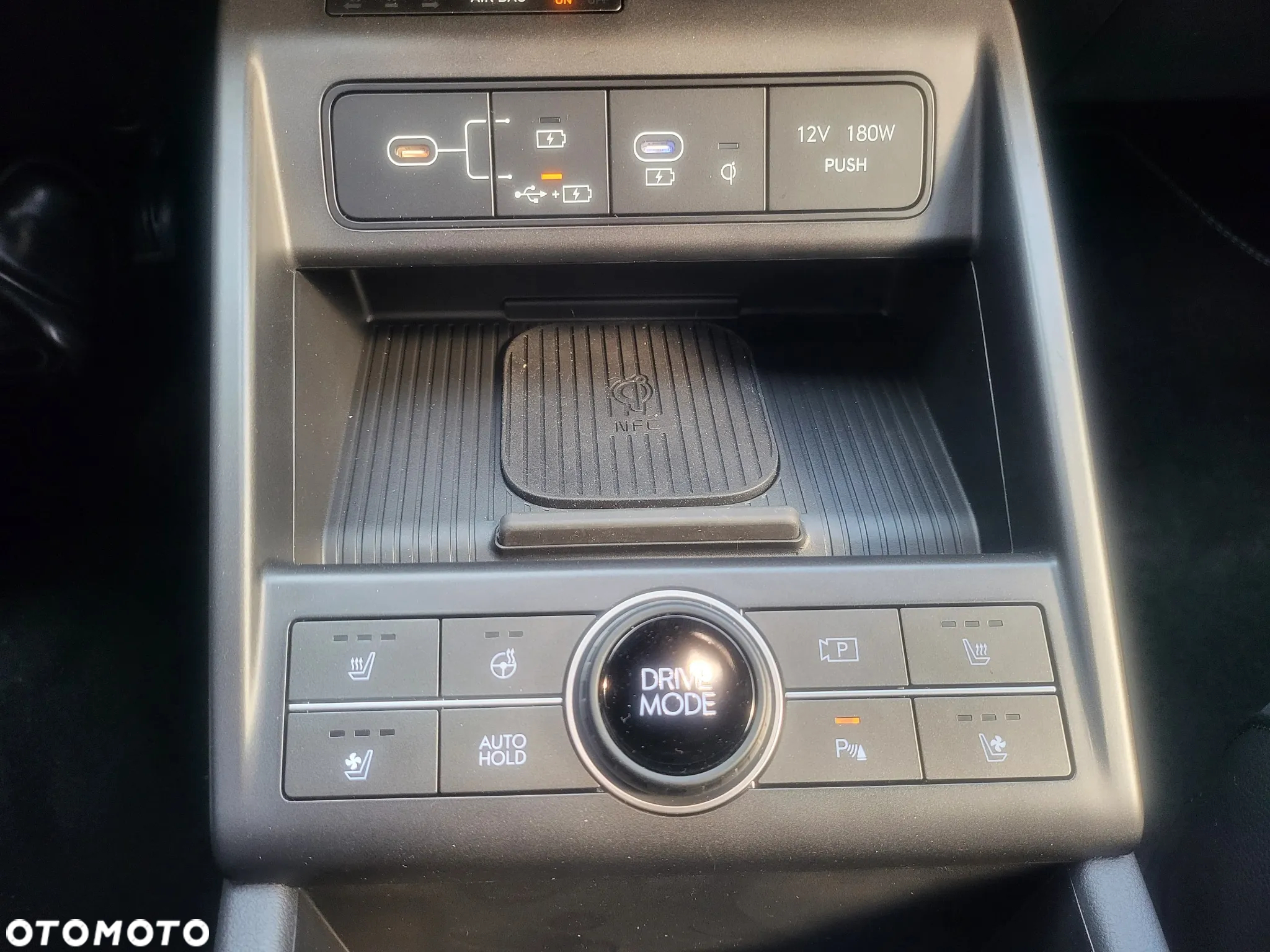 Hyundai Kona Electric 65kWh Platinum - 26