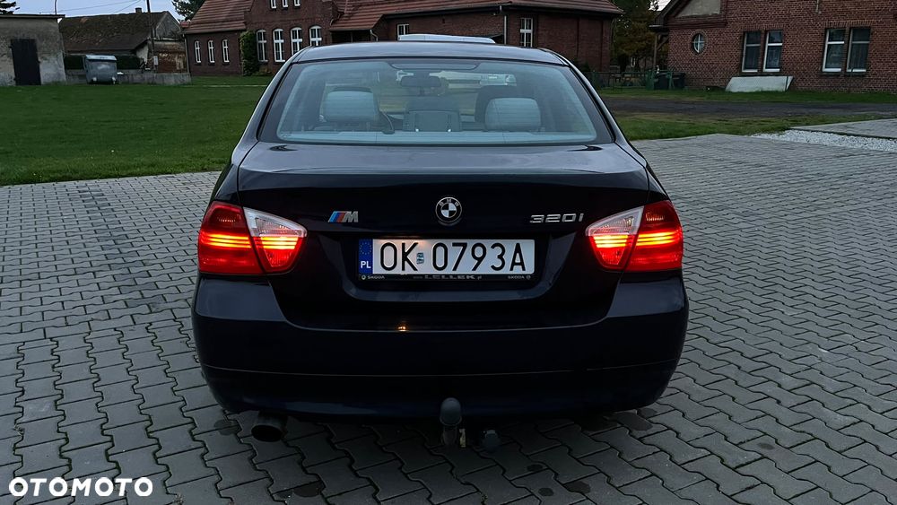 BMW Seria 3 - 22
