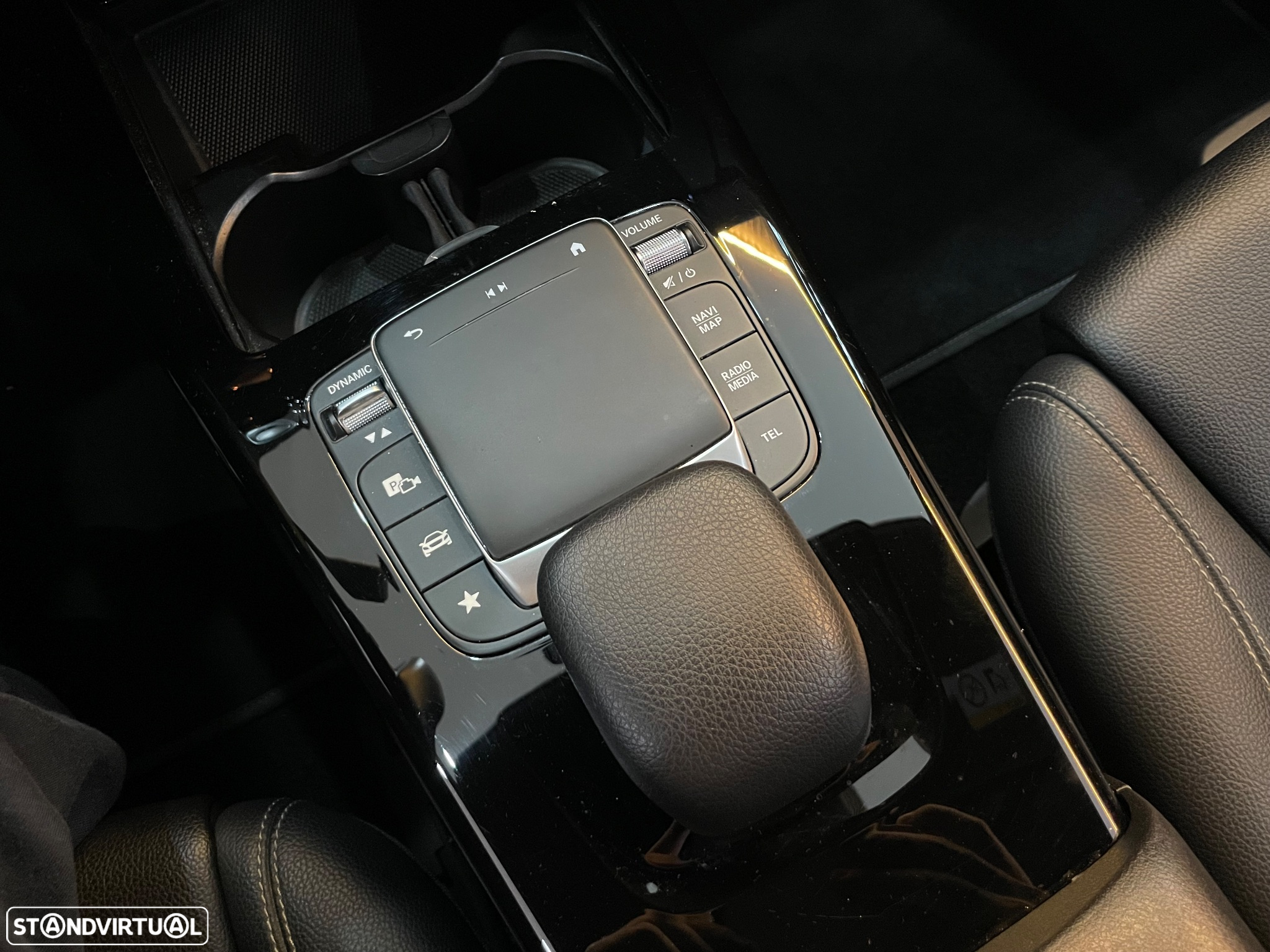 Mercedes-Benz A 250 Limousine e Style Plus - 8