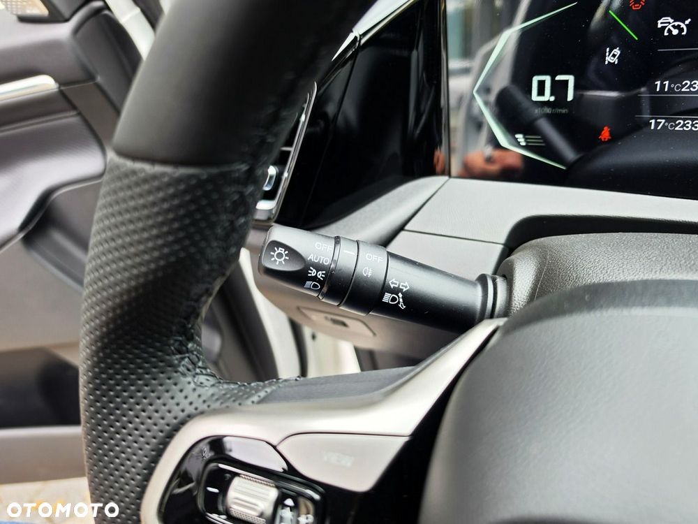 GAC Emzoom 1.5T Luxury DCT - 30