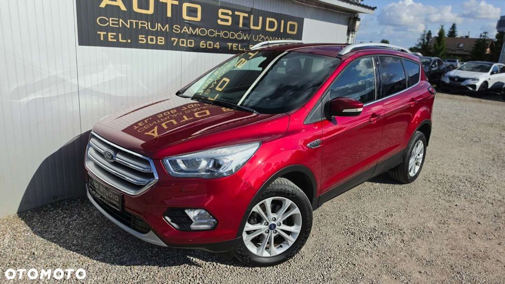 Ford Kuga 1.5 EcoBoost 2x4 Titanium - 40