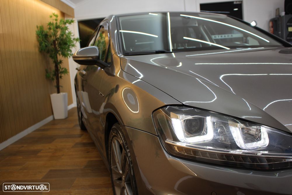 VW Golf 1.6 TDi R-Line - 5