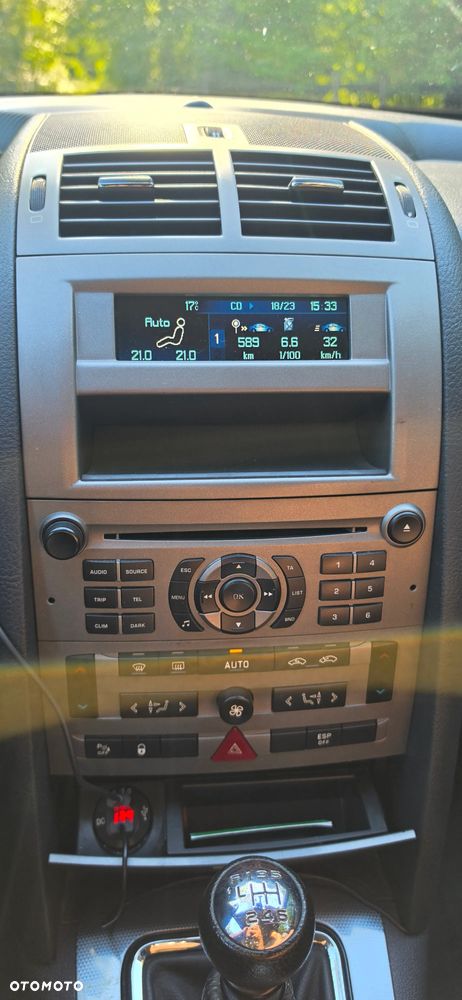 Peugeot 407 - 14