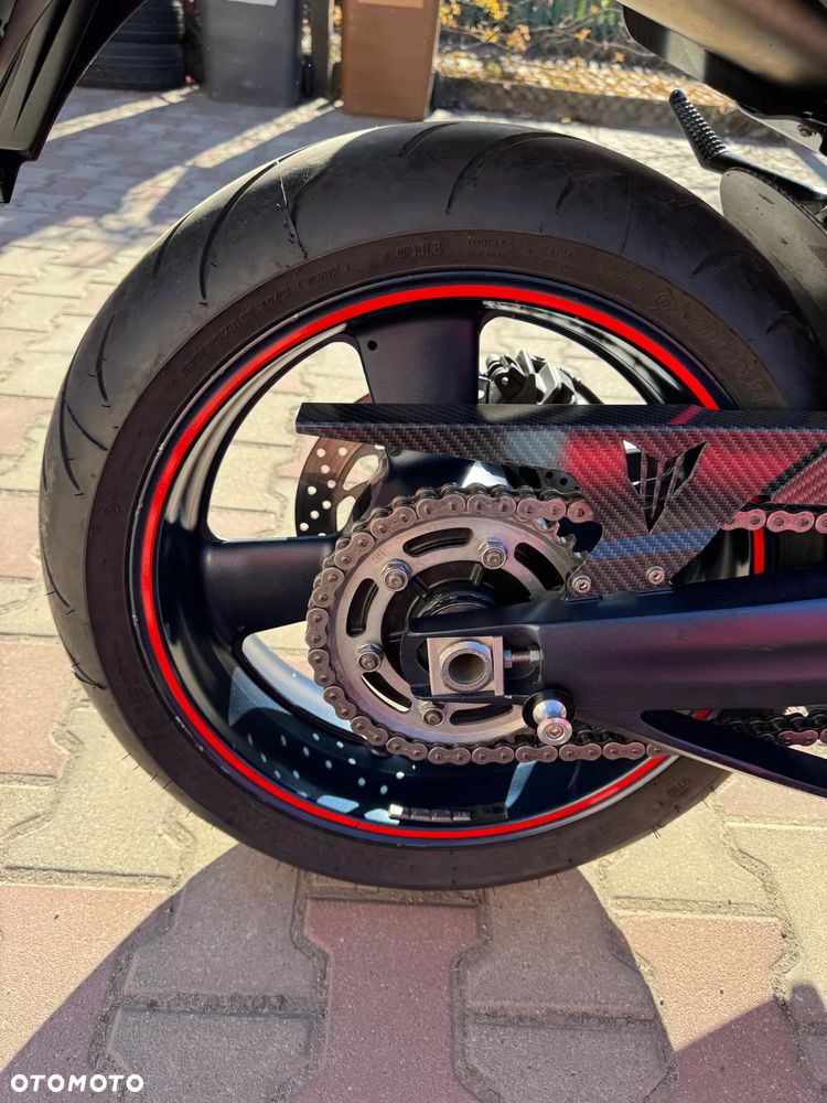 Yamaha MT - 7