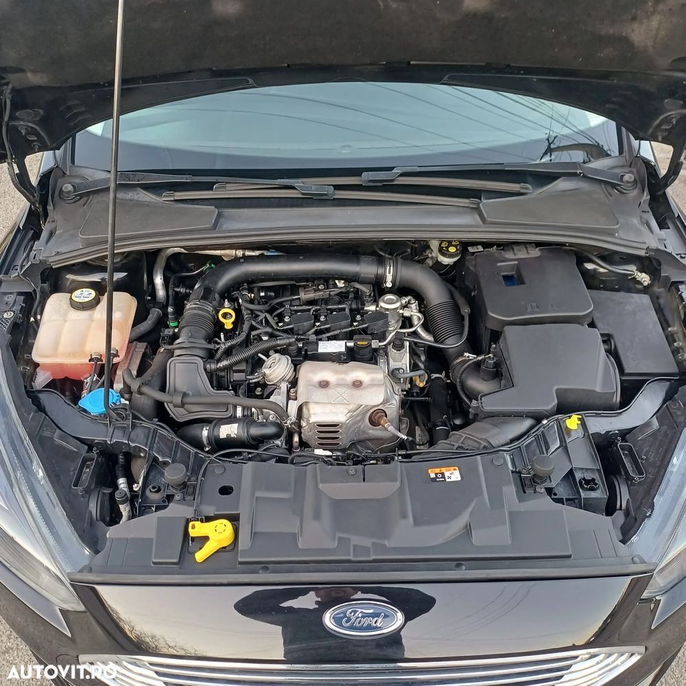 Ford Focus 1.0 EcoBoost Start Stop Titanium - 18