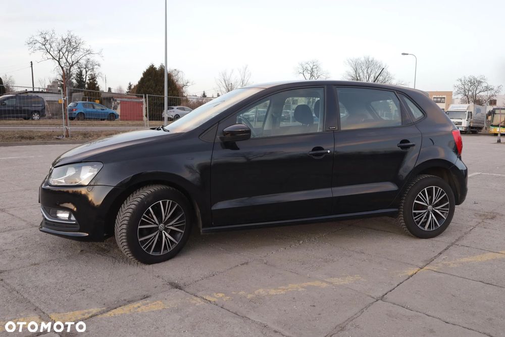 Volkswagen Polo 1.4 TDI Blue Motion Technology DSG Allstar - 2