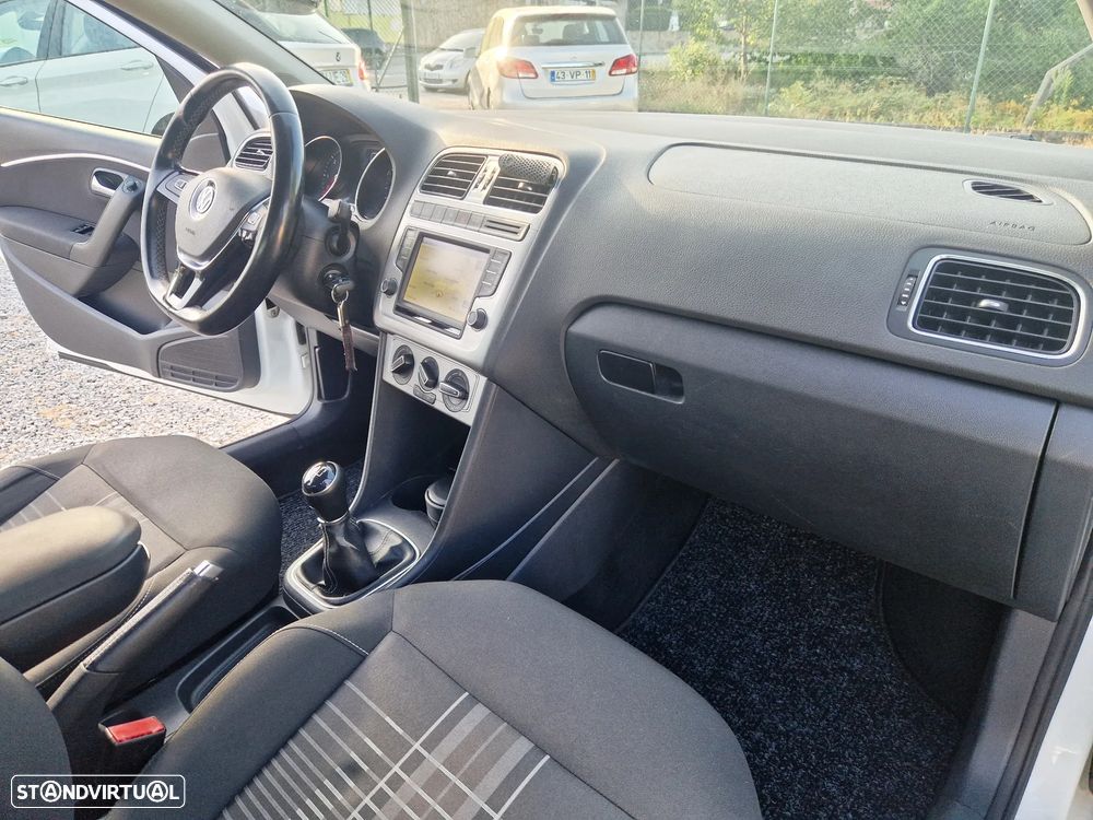 VW Polo 1.4 TDi Lounge - 16