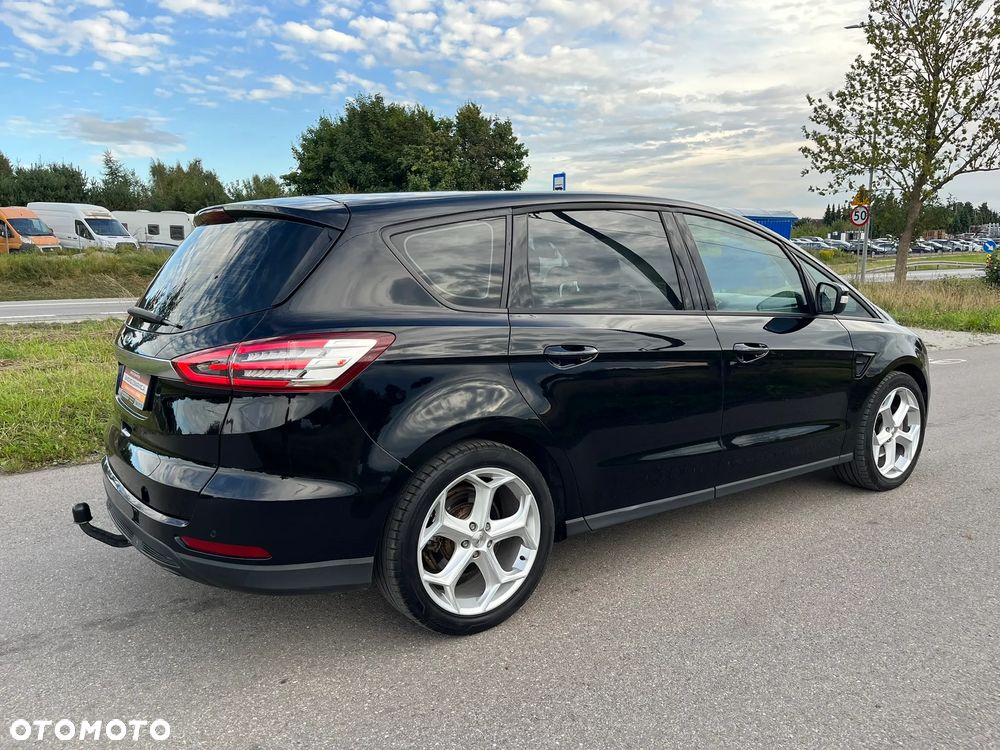 Ford S-Max 2.0 TDCi Titanium PowerShift - 4
